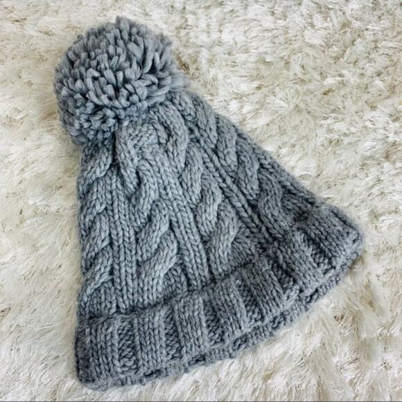 Gray Cable Knit Winter Stocking Cap Hat Puff Ball - Picture 2 of 3